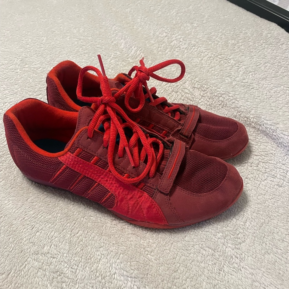 Puma sneakers